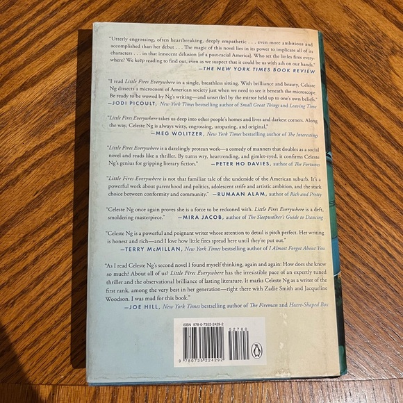 3/$20 Books: Little Fires Everywhere by Celeste Ng - Picture 2 of 2